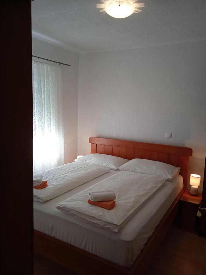 Apartments Blazenka Trogir Exterior foto